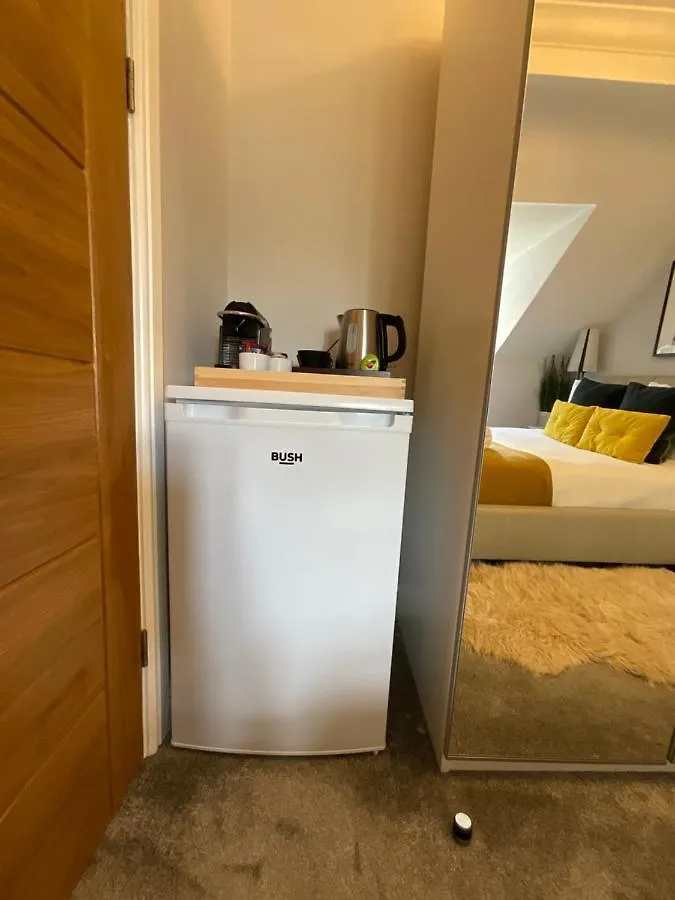 Home Away From Home Λονδίνο